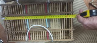 Transportín de madera para aves