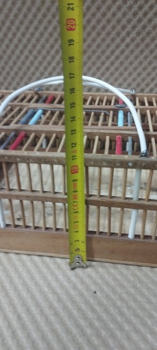 Transportín de madera para aves