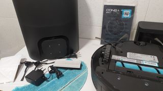 CECOTEC ROBOT ASPIRADOR Y FRIEGASUELOS