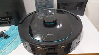 CECOTEC ROBOT ASPIRADOR Y FRIEGASUELOS