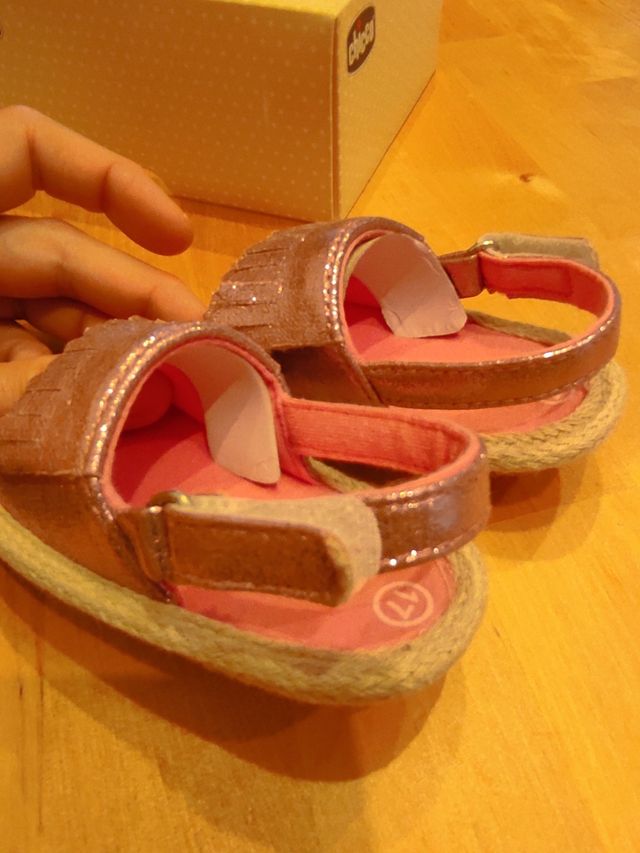 Sandalias Chicco A ESTRENAR