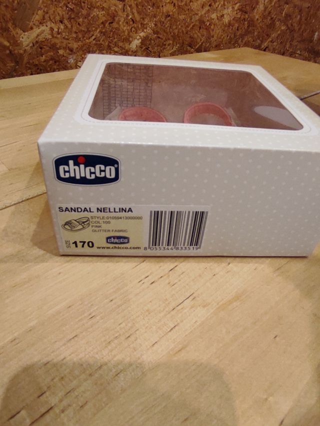 Sandalias Chicco A ESTRENAR