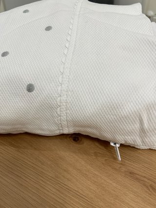 Saco capazo con relleno extraible marca Tititnins