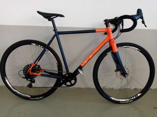 Bicicleta Gravel. Verenti Substance II Apex1