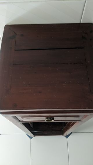 MUEBLE AUXILIAR madera pequeño