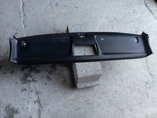 Moldura plafón de mercedes 190e W201