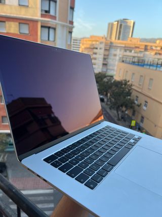 Macbook Air 15 M2 16GB 512GB Plata