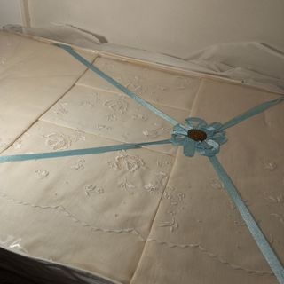 SÁBANA DE LINO BORDADA NUEVA