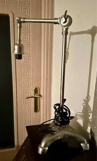 LAMPARAS DE MESA METALICAS