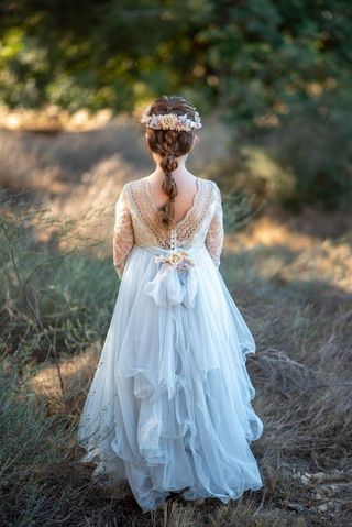 CORONAS y TOCADOS COMUNIÓN Hechos a medida