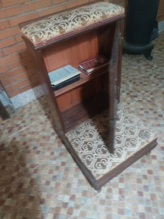Confesionario antiguo