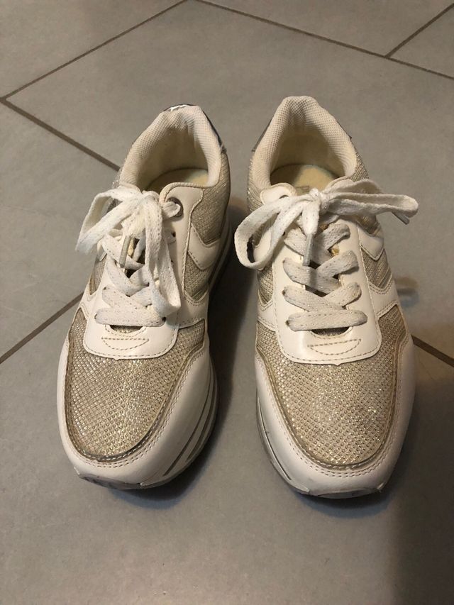 Scarpe sportive “Primadonna” n.36