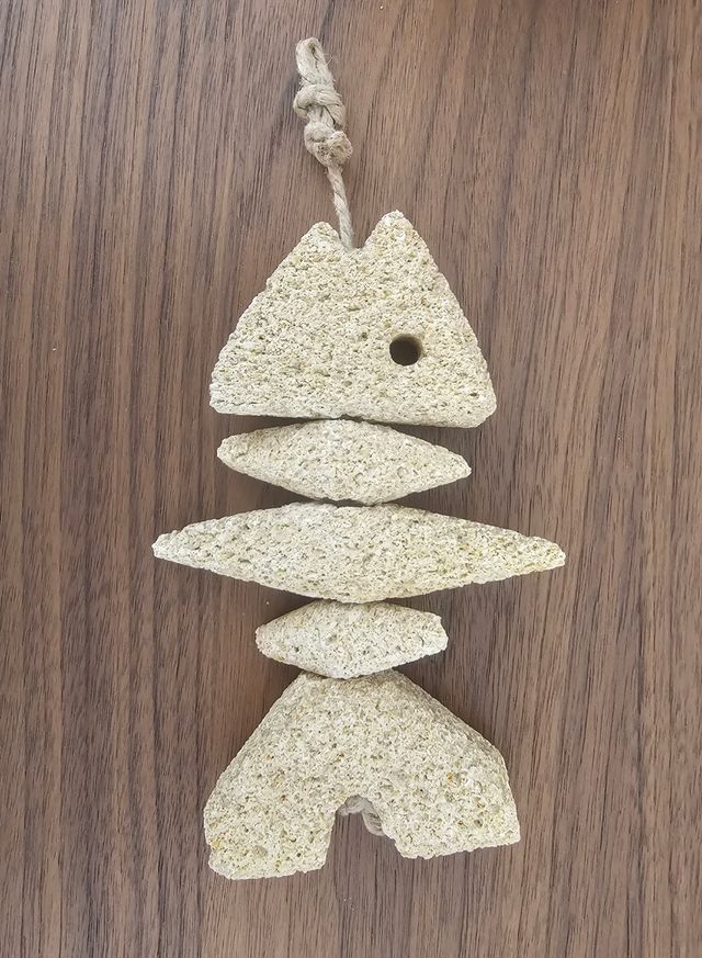 Pesce in pietra arenaria