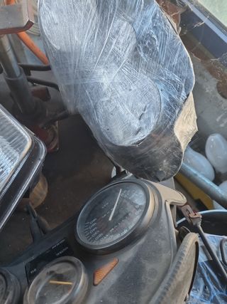 ÓPICA GSX6000F GSX750F.