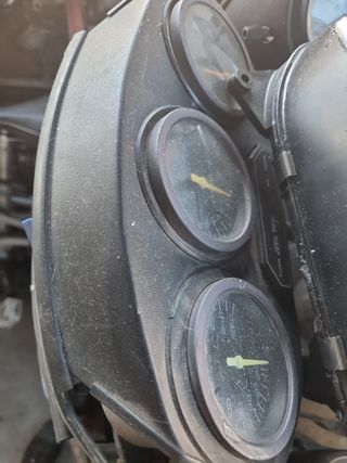 ÓPICA GSX6000F GSX750F.