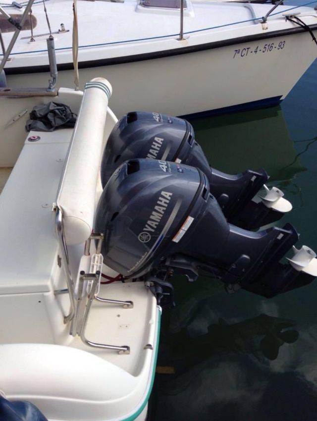 OCQUETEAU TIMONIER 595  BARCO DE 6 METROS