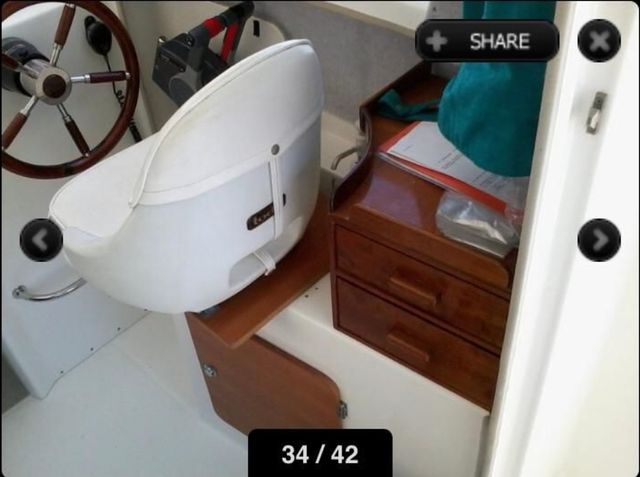 OCQUETEAU TIMONIER 595  BARCO DE 6 METROS