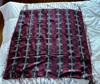 Pañuelo de seda reversible