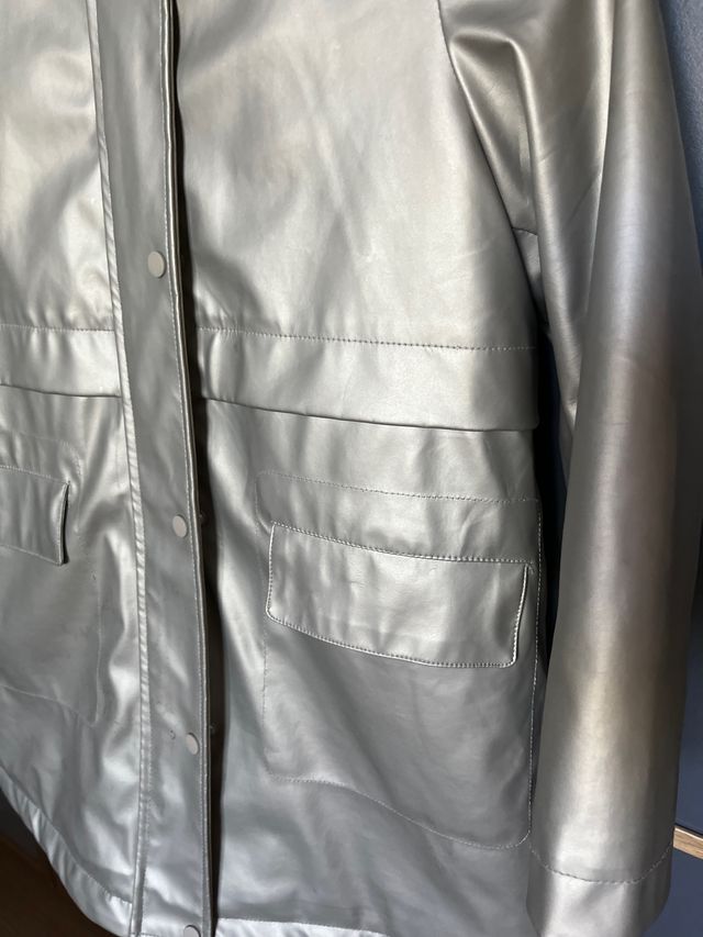 Cazadora Zara 8 9 años 128 cm niña.