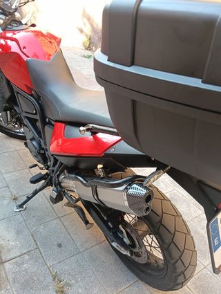 BMW GS800