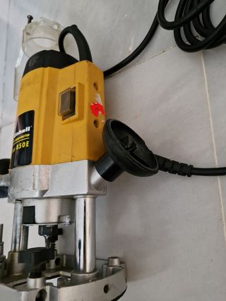 Fresadora einhell bavaria BOF 850 E