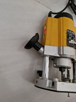 Fresadora einhell bavaria BOF 850 E