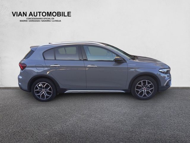 Fiat Tipo 2022 CROSS