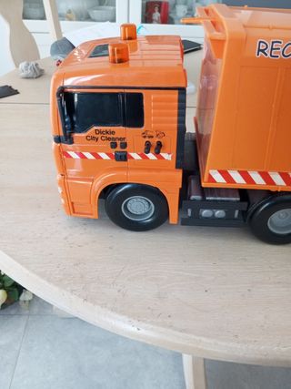 Camión de la basura de Dickie