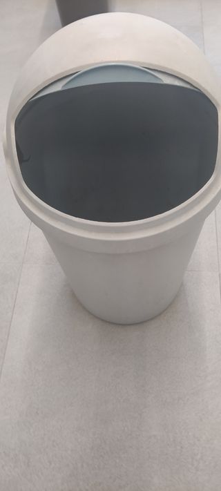 Cubo basura 50L
