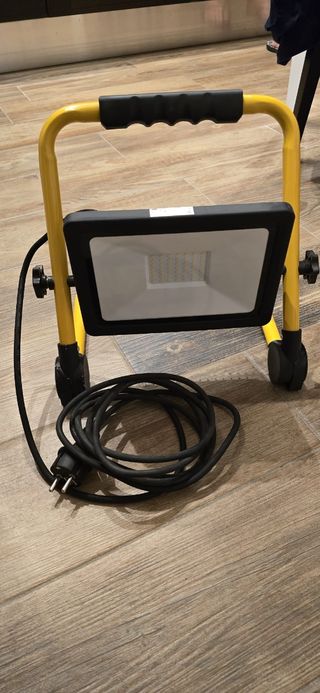 Faretto a led da cantiere