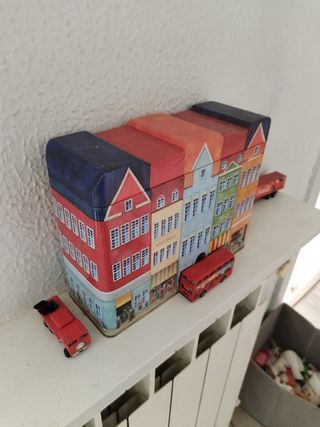 Caja de metal inglesa decoración