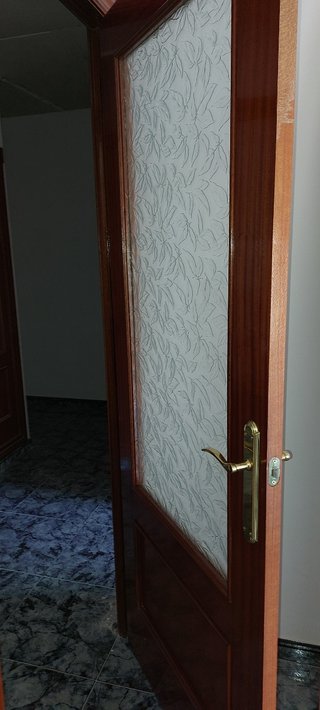 Puertas todas 400E sueltas 60E cada una