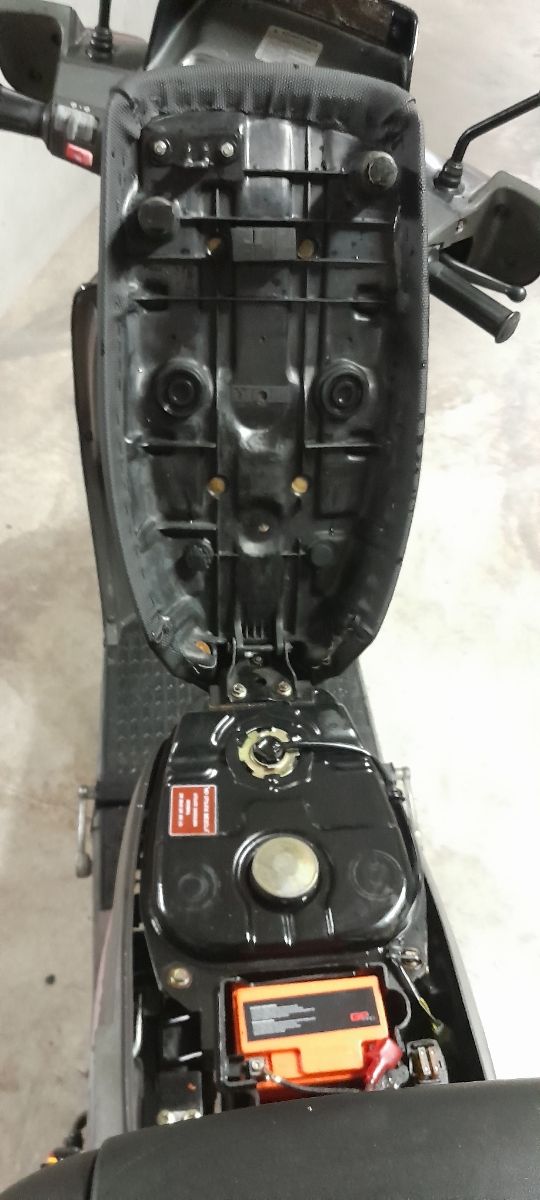 Vendo suzuki lido vario 50 cc