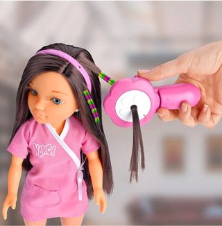 Nancy - Mi maletín de peinados