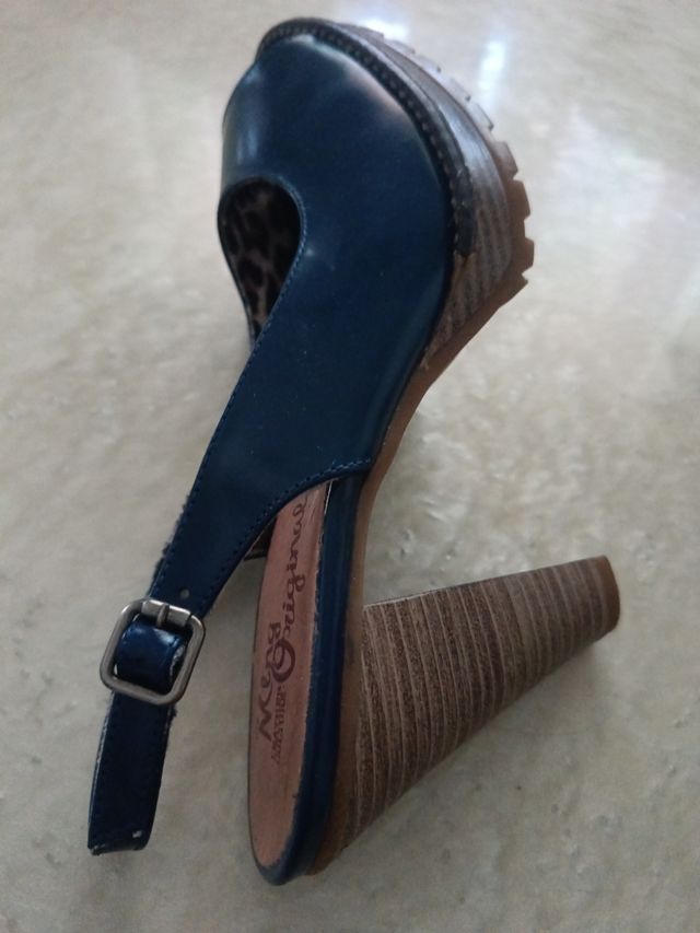 👠 MARCA  MUSTANG SIN ESTRENAR talla 39