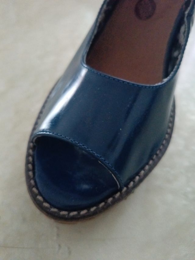 👠 MARCA  MUSTANG SIN ESTRENAR talla 39