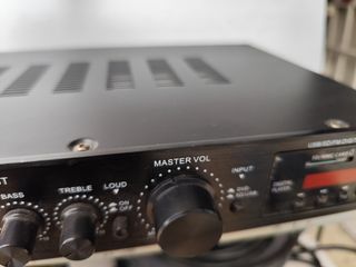 Amplificador karaoke hif