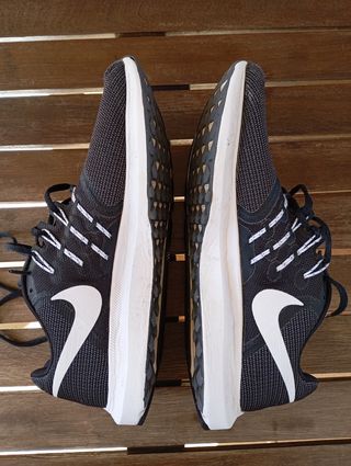 BAMBAS NIKE RUN SWIFT TALLA 43