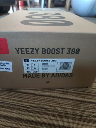 Adidas Yeezy boost 380