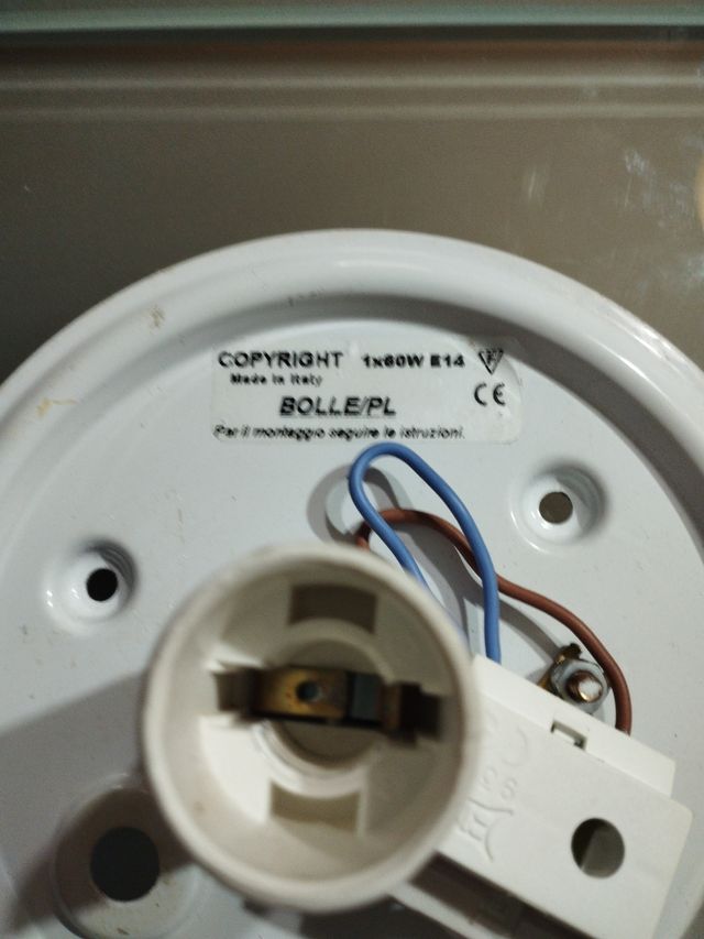 Lampade a muro e soffitto