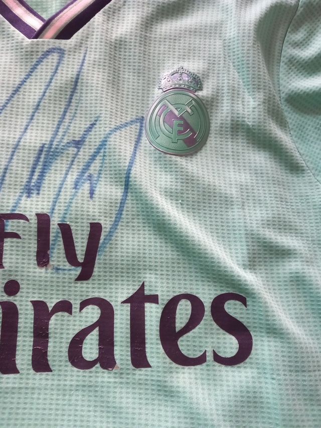 Camiseta firmada Roberto Carlos