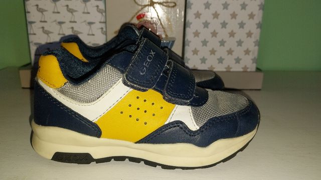Geox niño talla 26