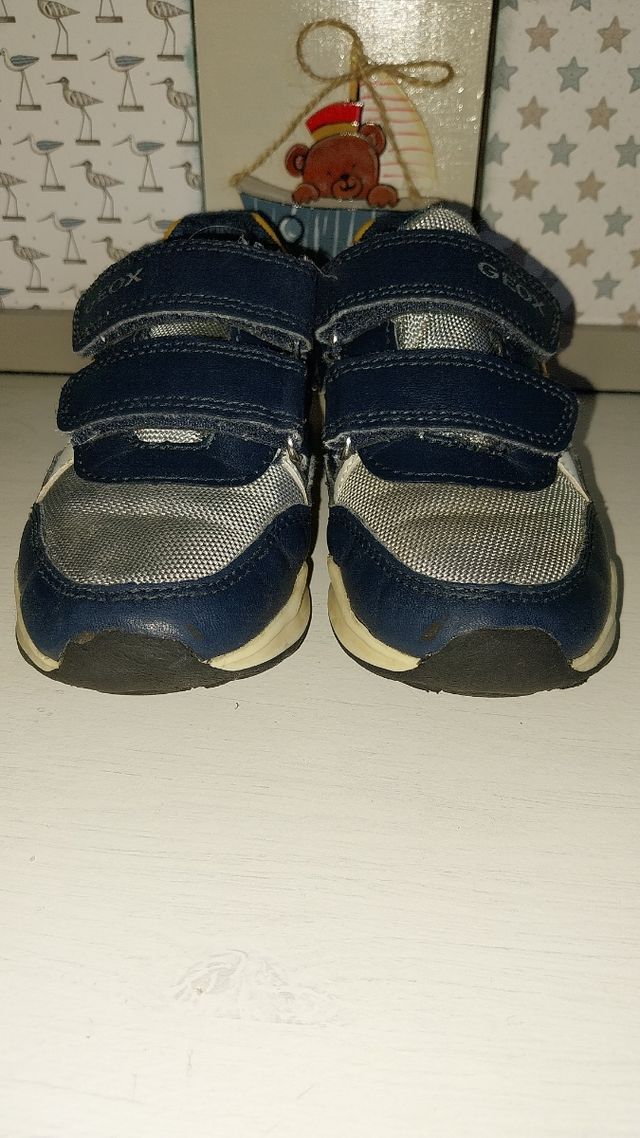 Geox niño talla 26