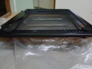 Atril metálico plegable y ligero