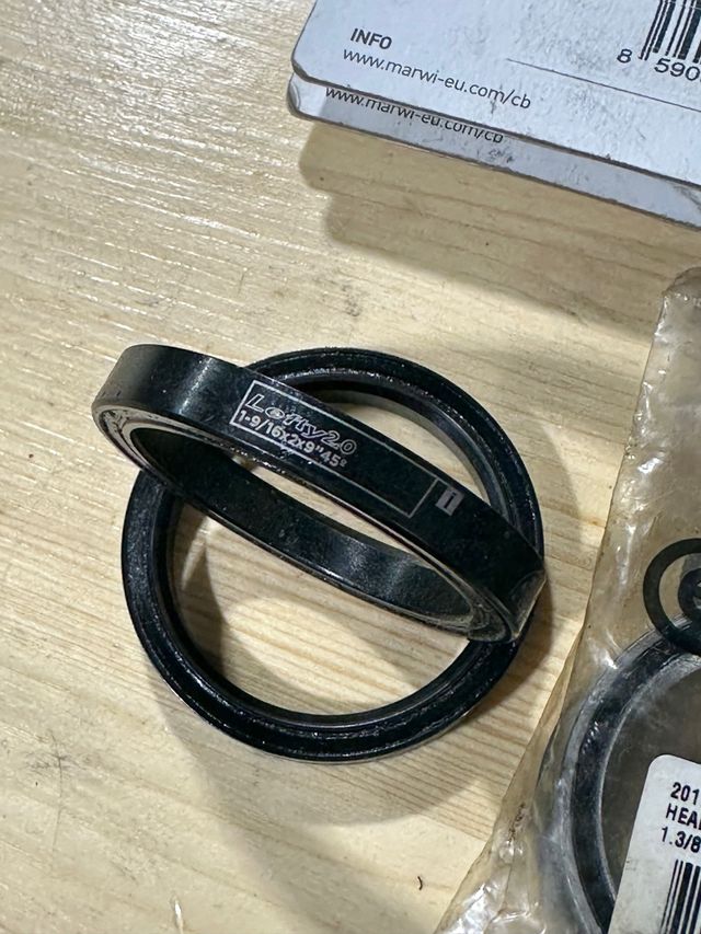 Liquidazione cuscinetti sterzo