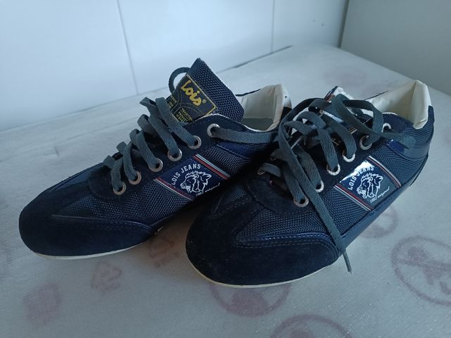 Tenis Lois de piel,número 35