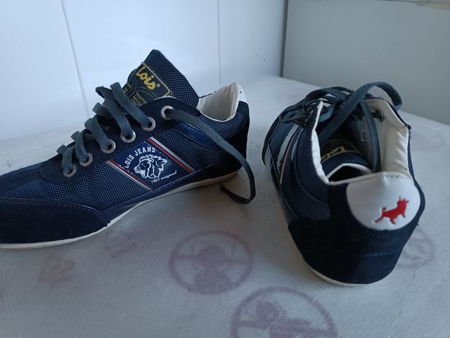 Tenis Lois de piel,número 35