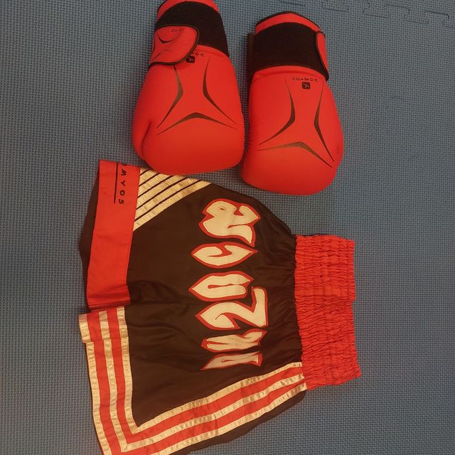 Guanti e pantaloni (prezzo x tutto)