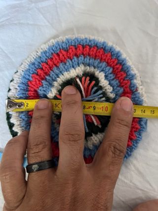 Cappellino fatto a mano per cani medio piccoli