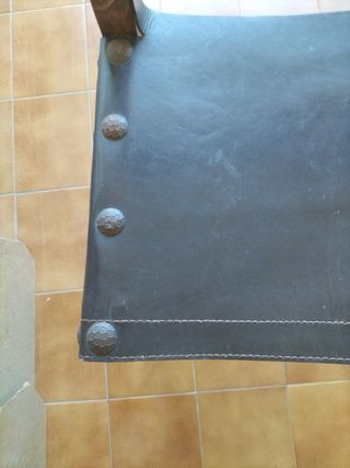 SILLAS MADERA Y CUERO